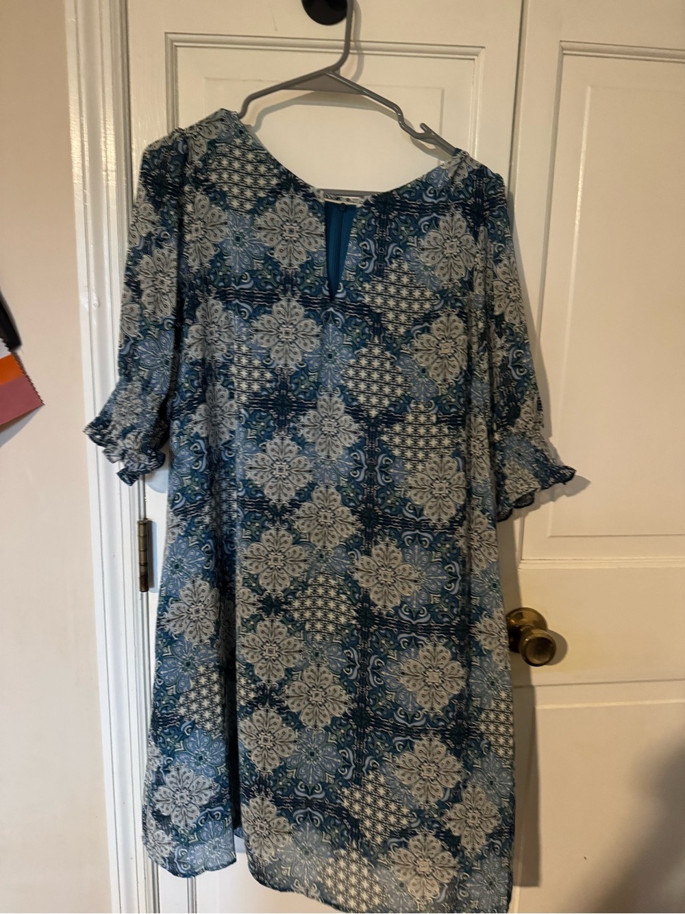 NWT Stunning Jessica Howard Blue Medallion Print Bell Sleeve Midi Dress Size 16 - Picture 4 of 10